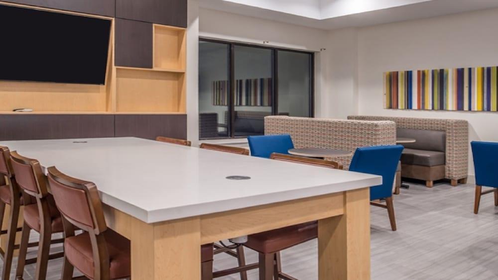 Holiday Inn Express Hotel & Suites La Place By Ihg Ngoại thất bức ảnh
